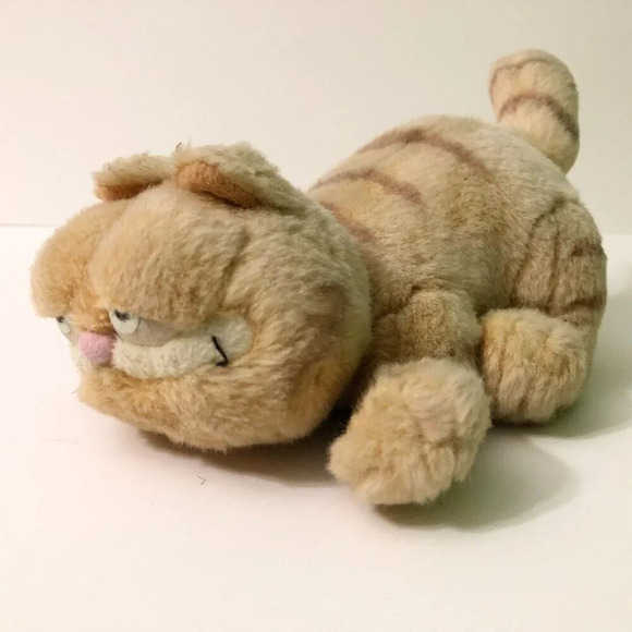 Vintage Garfield Laying Down Plush 12 Inch Long Stuffed Toy - Picture 6 of 16